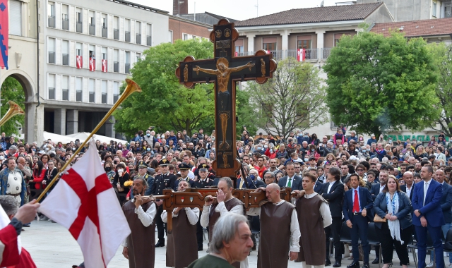 La Traslazione della croce (Pubblifoto)