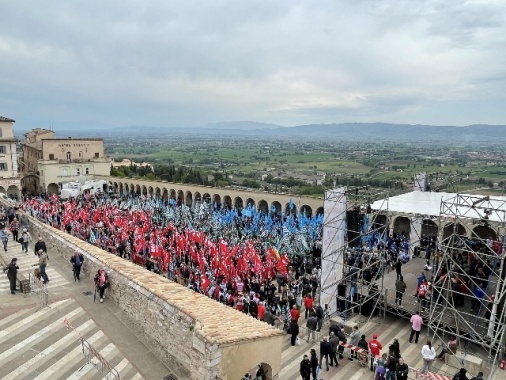 Scuola: sindacati, da domani al via la mobilitazione