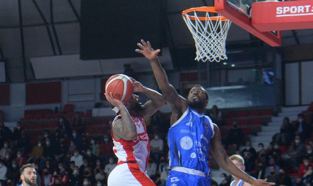 Keene contrato dalla difesa sarda (foto Puricelli - Blitz)