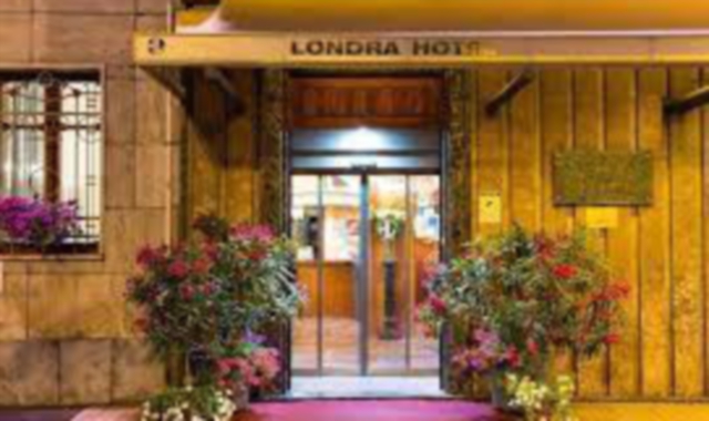 L’ingresso del Londra hotel