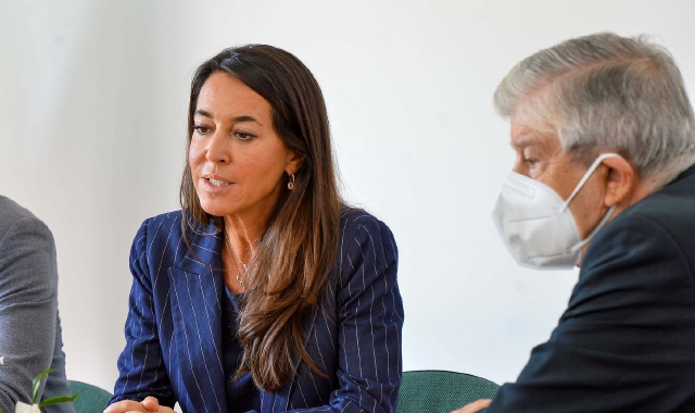 Licia Ronzulli nella sede varesina di Forza Italia col senatore Giacomo Caliendo, commissario porvinciale
