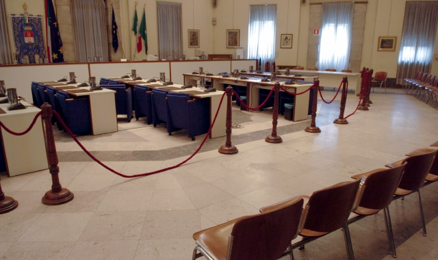 La sala del consiglio comunale di Busto Arsizio (foto Archivio)