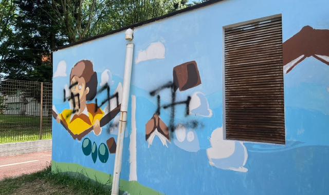 Inveruno, vandali contro i murales dei ragazzi
