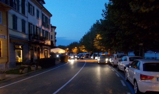 Il lungolago di Arona dove è avvenuta la rissa di mezzanotte