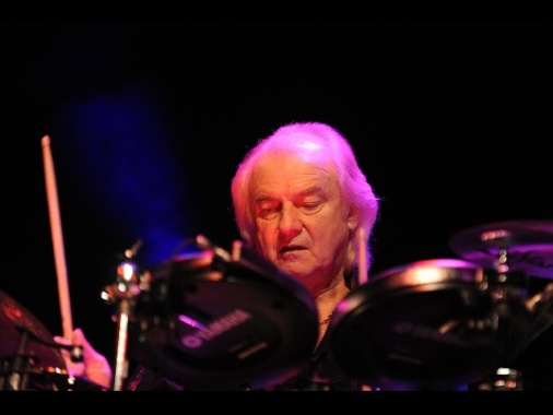 E' morto Alan White, batterista degli Yes