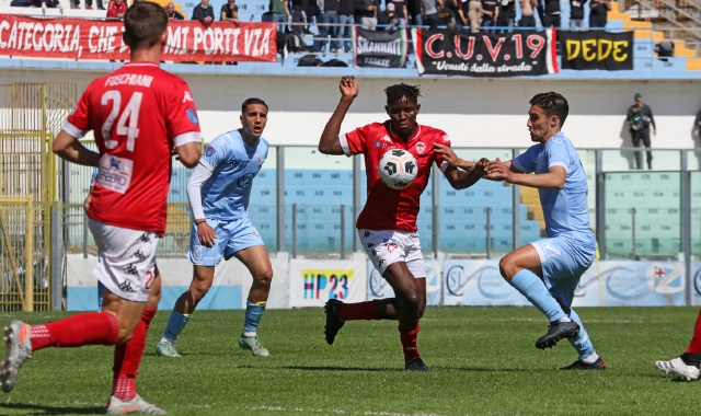 Il Varese oggi gioca la finale playoff sul campo della Sanremese (foto Archivio)