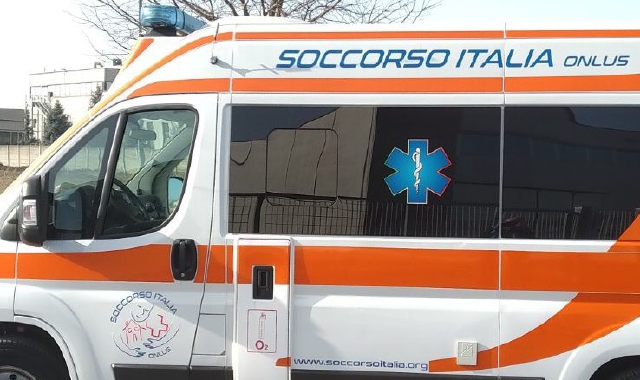 Un’ambulanza di Soccorso Italia (foto Blitz)