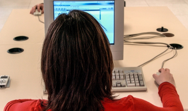 La notte di sesso a tre finisce a badilate