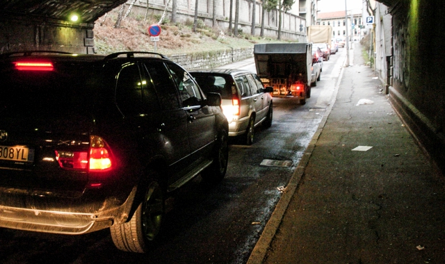 Traffico in via Tasso (foto Archivio)