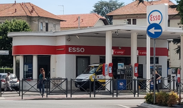 Dai benzinai varesini l’allarme per il continuo e vertiginoso aumento dei prezzi