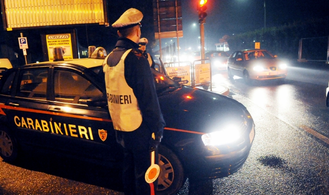 Varese, lite a San Fermo: lei lo accoltella