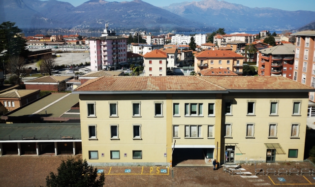 Luino, il sindaco: «In ospedale l’emergenza diventa normalità»