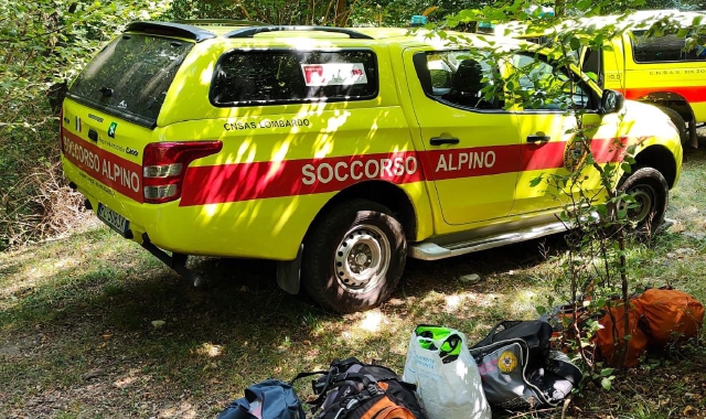 Comerio, salvato lo speleologo ferito