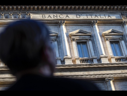 Bankitalia: tassi mutui salgono a giugno al 2,37%