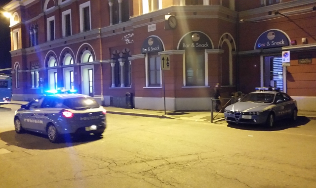 Taglierino alla gola: arrestato