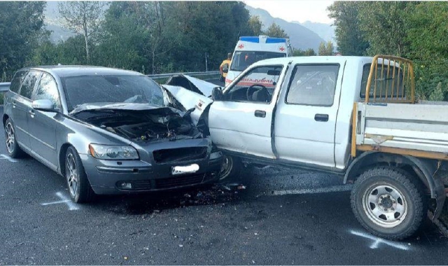 L’incidente sulla superstrada dell’Ossola (foto vigili del fuoco)