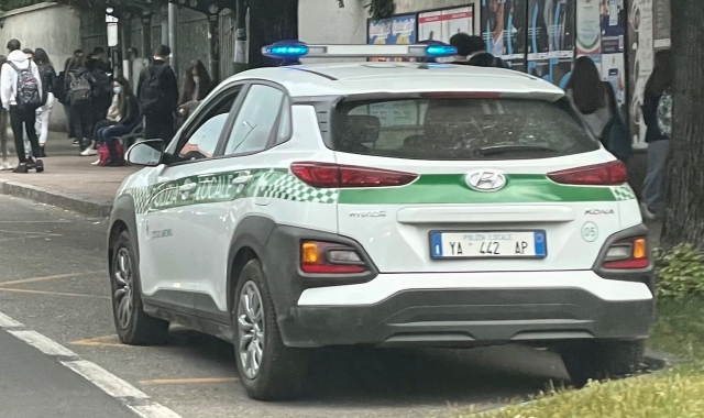 La polizia locale di Saronno (foto Redazione)