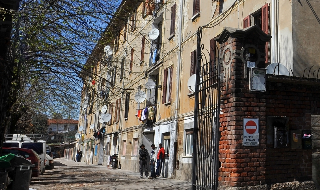 Cerro, corte inagibile: fuori 15 famiglie