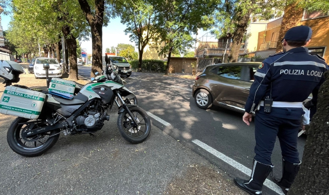 Busto Arsizio, truffe assicurative: trappola su WhatsApp