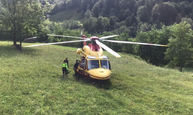 I soccorritori in azione in Val Vigezzo (foto Archivio)