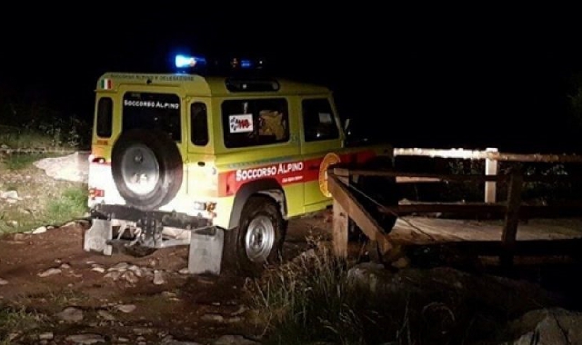 Ricerche notturne del Soccorso alpino (foto Archivio)