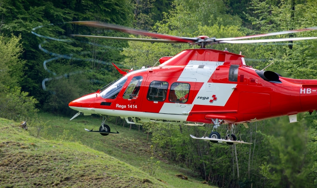 Vallemaggia, donna cade in una scarpata e muore
