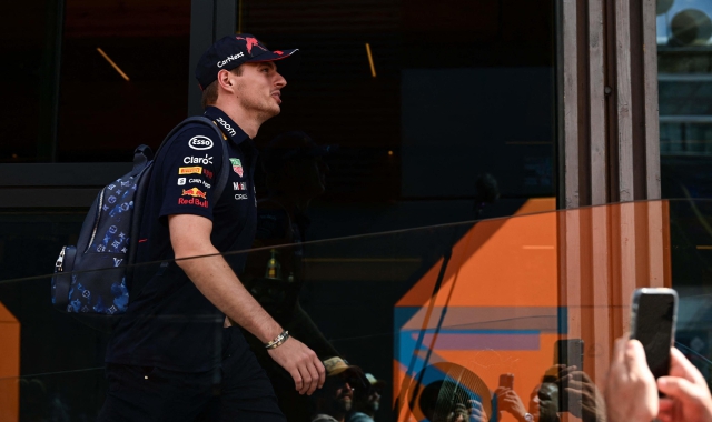 Il campione del mondo Max Verstappen ieri all’arrivo all’autodromo di Monza (Ansa)