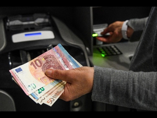 Bankitalia: tassi mutui a luglio salgono al 2,45%