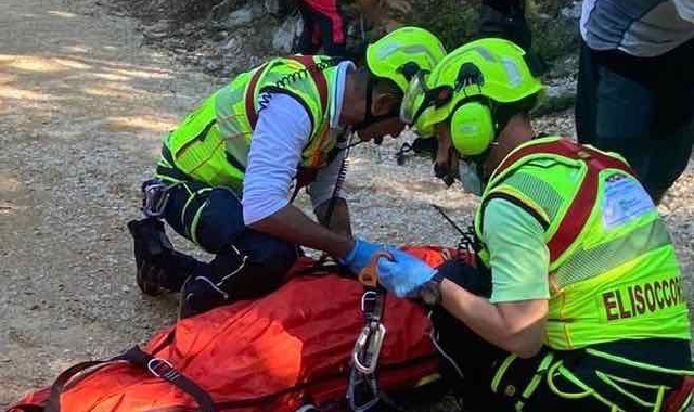 Il soccorso all’escursionista feritosi in montagna