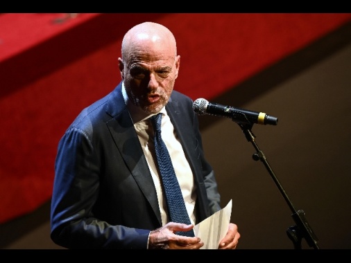 Eni:Descalzi ad Abu Dhabi, si accelera su maxiprogetto gas