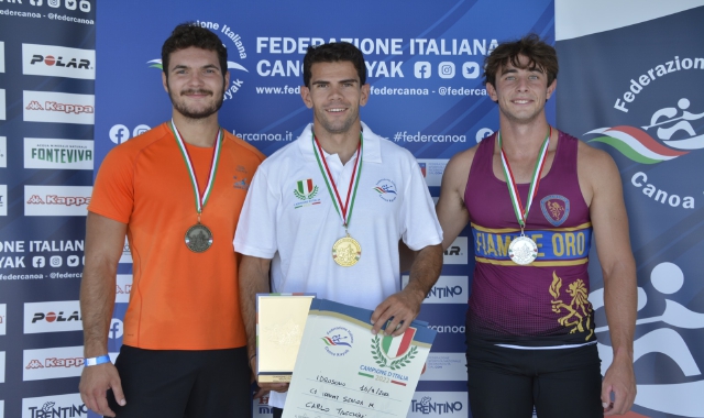 Due titoli italiani per Carlo Tacchini, al centro (Federcanoa)