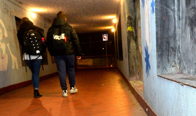 Varese: «Poliziotto violento». Chiesti due anni