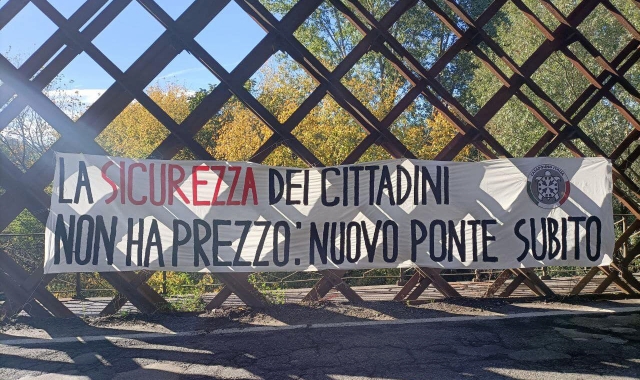 Ponte di Oleggio, la protesta di CasaPound
