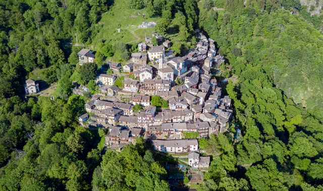 Il borgo di Monteviasco, nella zona del Luinese