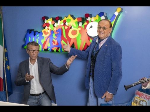 Renzo Arbore, io che vivo sempre 'appresso alla musica'