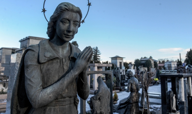 Uno scorcio del cimitero di Gallarate (foto Blitz)