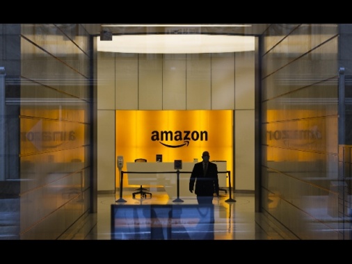 Amazon: prima causa penale contro le recensioni false