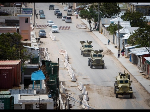 Somalia: attacco islamista in un hotel al sud, 3 morti