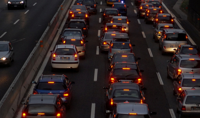 Legnano, incidente sulla A8: feriti e code