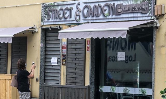 Il bar Street Garden resterà chiuso un mese (foto Archivio)