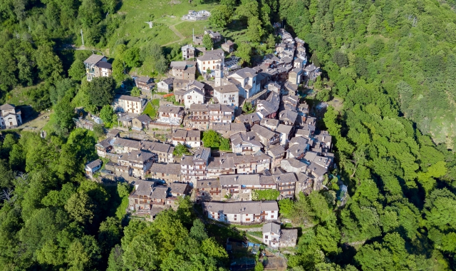 Il borgo di Montevisco è da anni senza funivia