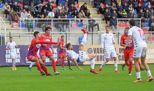 Al Città di Varese il derby con la Varesina