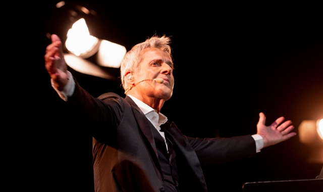 Claudio Baglioni tornerà a Varese il 2 gennaio 2023, a distanza di 6 mesi dal precedente concerto