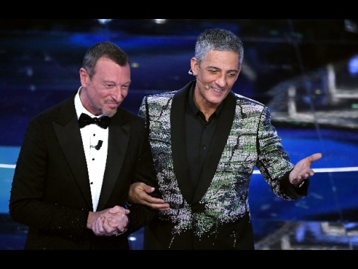 Amadeus ospite di Fiorello al debutto di 'Viva Rai2'