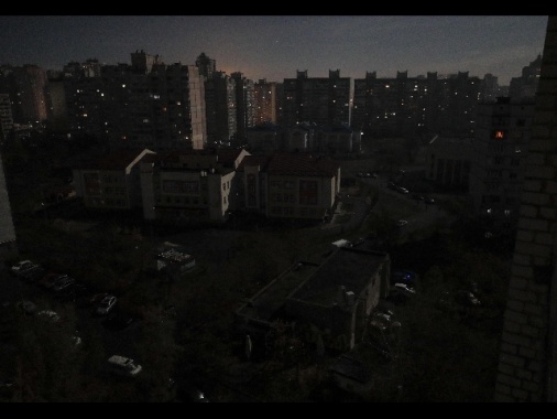 Kiev, serie di raid russi sulle città in tutta l'Ucraina