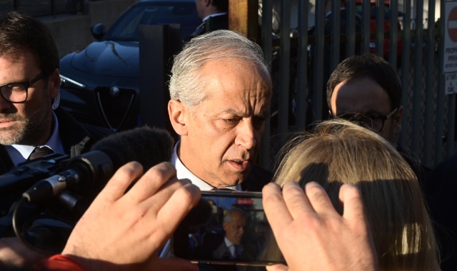 Il ministro dell’Interno, Matteo Piantedosi, all’arrivo alla camera ardente a Varese (Blitz)