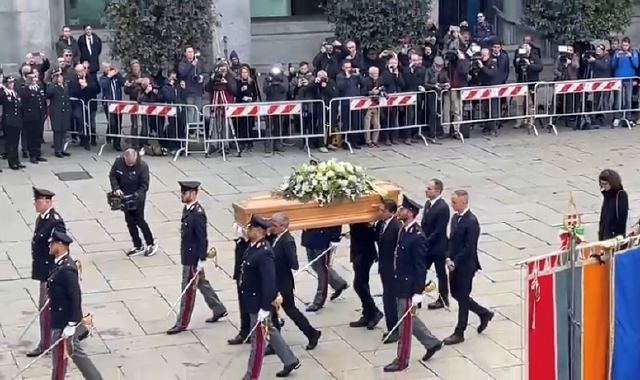L’ULTIMO ABBRACCIO A MARONI