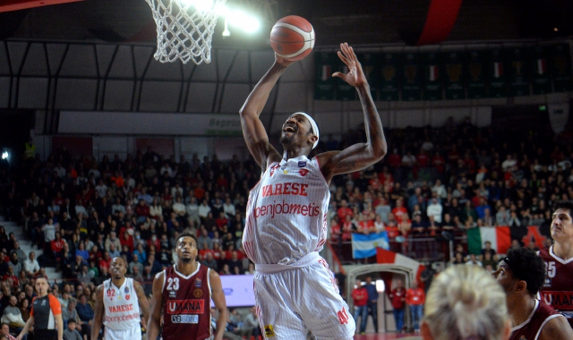 Varese oggi vuole sconfiggere Bologna (foto Archivio)