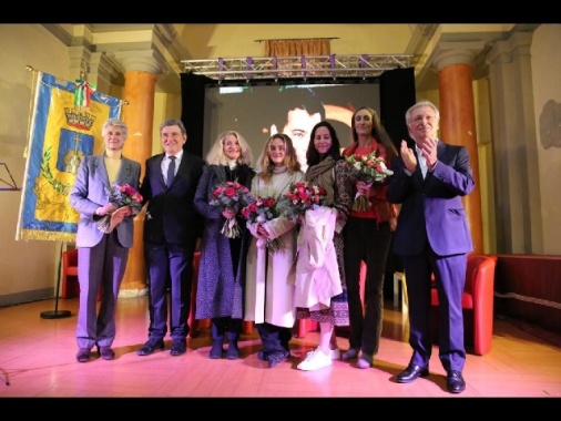 La famiglia Agnelli ricorda Giovannino in Toscana