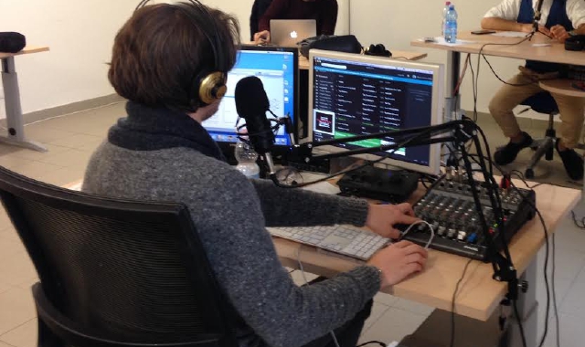 Piccola stazione radio (foto archivio)
